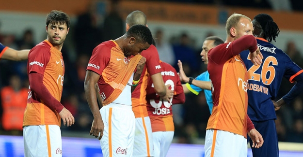 Galatasaray defansı yine düş kırıklığı